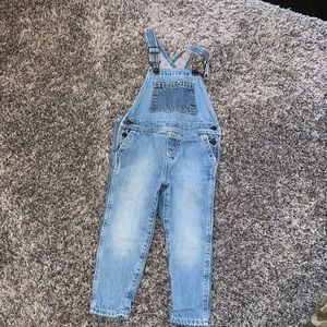 Gap overalls